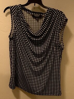 Kasper women’s top size large